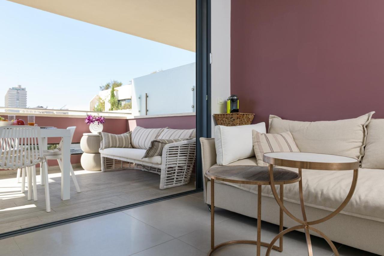 テル・アビブBright & Modern 2Br With Balcony On Dizzengoffアパートメント エクステリア 写真