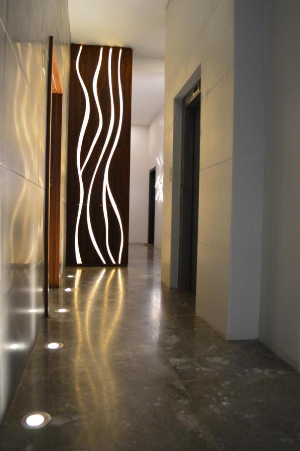 テル・アビブBright & Modern 2Br With Balcony On Dizzengoffアパートメント エクステリア 写真